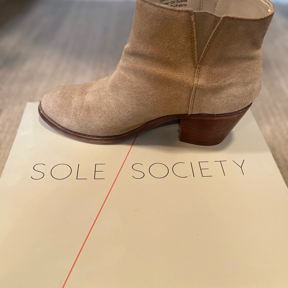 Sole Society Suede Ankle boots - Picture 3 of 8